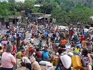 Stadt Konso: Markt P1080827