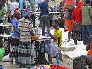 Stadt Konso: Markt - Schneider P1080832