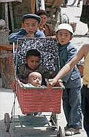 Kashgar: Altstadt - Kinderspiele