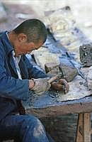 Am Kumbum-Kloster: Handwerker