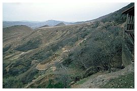 Steppenlandschaft auf der Fahrt zum Kloster Dawit Garedscha