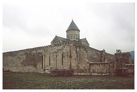 Swetizchoweli-Kathedrale mit Mauer