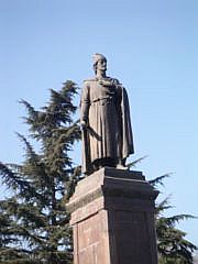Denkmal des National-Dichters Schota Rustaweli
