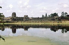 Angkor Wat - sdlicher Wassergraben