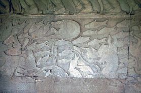 Angkor Wat: Reliefs - Fische im Milchozeans