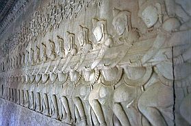 Angkor Wat: Reliefs - Quirlung des Milchozeans