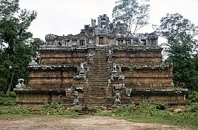 Angkor Thom - Phimeanakas-Tempel auf dem Gelnde des Knigspalastes