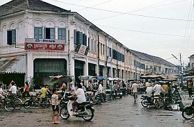 Kompong Cham: Kolonialgebude