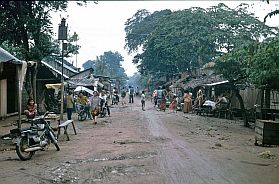 Umgebung von Kompong Cham: Dorf