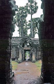 Wat Nokor: Portal