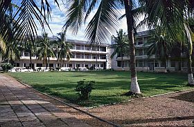 Phnom Penh: Innenhof von Tuol Sleng