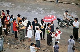 Hochzeitsszug in Sihanoukville