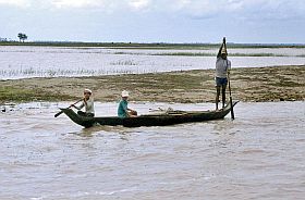 Fahrt auf einem Kanal im Mekong-Delta