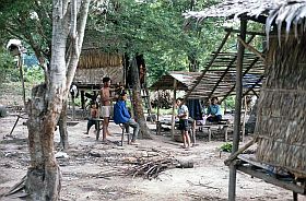 Dorf am Fu des Phnom Da - Friseur