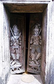 Tempel Phnom Chisor - Relieftr