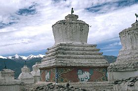 Leh: Tschrten am Stadtrand