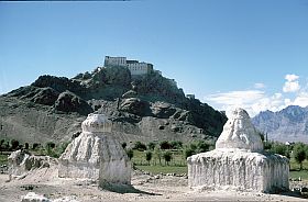 Kloster Tikze und Tschrten