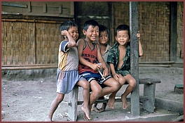 Besuch in den Lao Teung Drfern Ban Khai und Ban Tapen