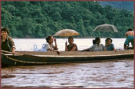 Luang Prabang: auf dem Mekong