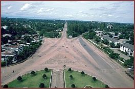 Patou Xai - Blick von den Plattformen des Monuments