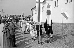 1954_erstkommunion,maedchen02