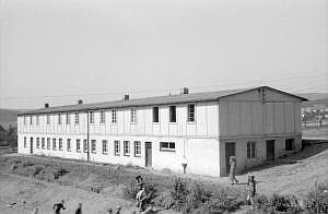 1956ca_schulbaracke02_n