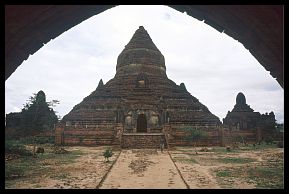 Bagan: Dhammayazika Pagode (A.D. 1196)