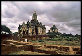 Bagan: Shwegugyi Tempel (11.Jhdt.)
