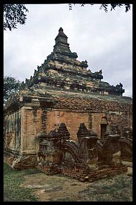 Bagan: Pitaka Taik, Bcherei der Buddhistischen Schriften (A.D. 1057)