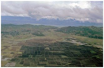 Luftaufnahme vom Flug zwischen Mandalay und Yangon