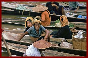 Inle-See: Schwimmender Markt in Ywama