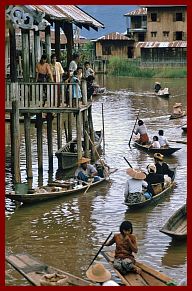 Inle-See: Schwimmender Markt in Ywama