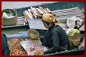 Inle-See: Schwimmender Markt in Ywama