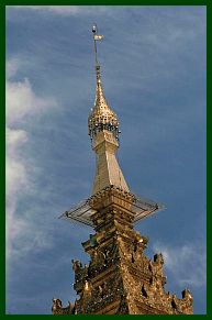 Mandalay: Maha Muni (Arakan) Pagode