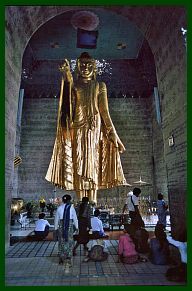 Mandalay-Hill -  Shweyattaw-Buddha