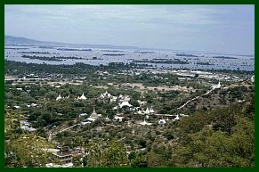 Mandalay-Hill -  Blick auf den Irrawaddy