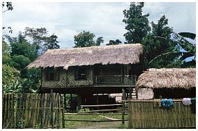 Kachin-Haus