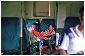 In der Eisenbahn nach Mandalay