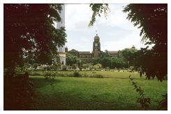 Yangon: Maha Bandoola-Park, Oberstes Gericht