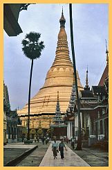 Yangon: Zedi (Stupa) der Shwedagon Pagode