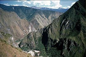 Machu Picchu: Blick ins Urubambatal