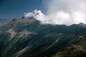 Strae in die Yungas nach Coroico