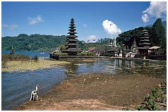 Bratan-See: Pura Ulun Danu