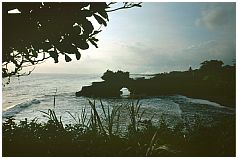 Felsenkste bei Tanah Lot