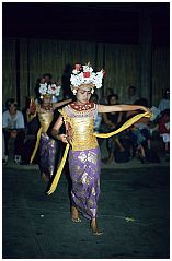 Trancetanz Sanghyang Dedari