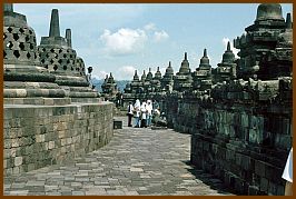 Borobudur - Im Arupadhatu-Bereich 