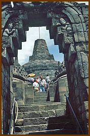 Borobudur - Oberer Bereich