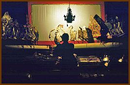 Yogyakarta - Wayang Kulit Spiel