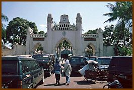 Surakarta - Eingang zur kniglichen Moschee