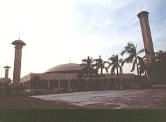 Banjarmasin: Die Gore Moschee